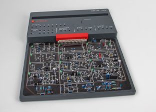 COM4LAB: Elektronické komponenty I