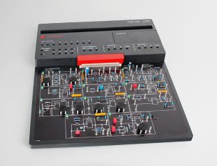 COM4LAB: Operačný zosilňovač